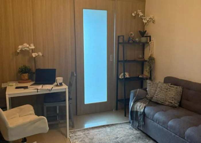 Aparthotel Near Naia Airport *